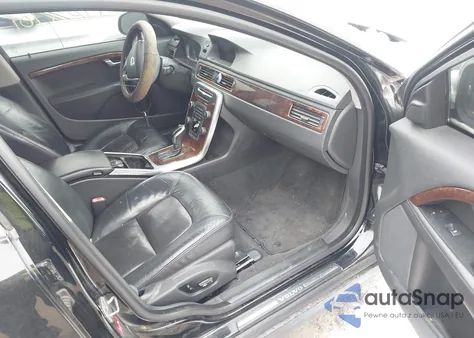 2014 Volvo S80 3.2 from USA, damaged, VIN YV1952AS7E1178567